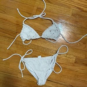 WHITE CROTCHET VENUS BIKINI